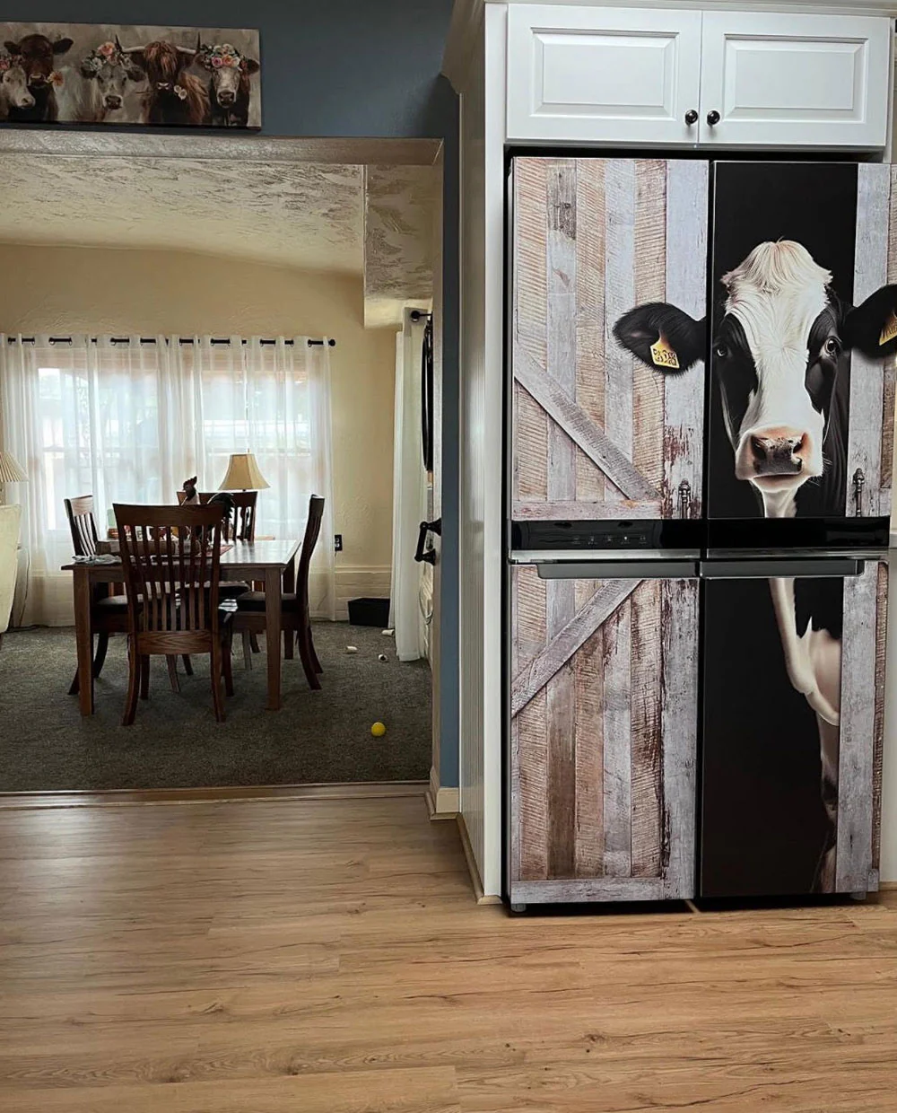 A cow in the barn - Image 11