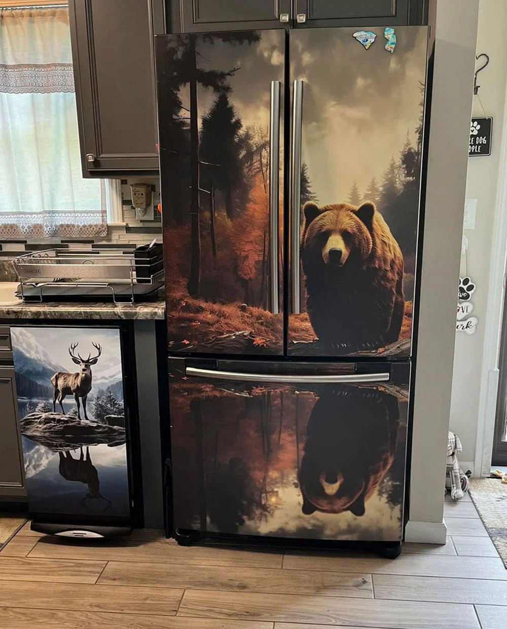 Bear in the woods - Image 2