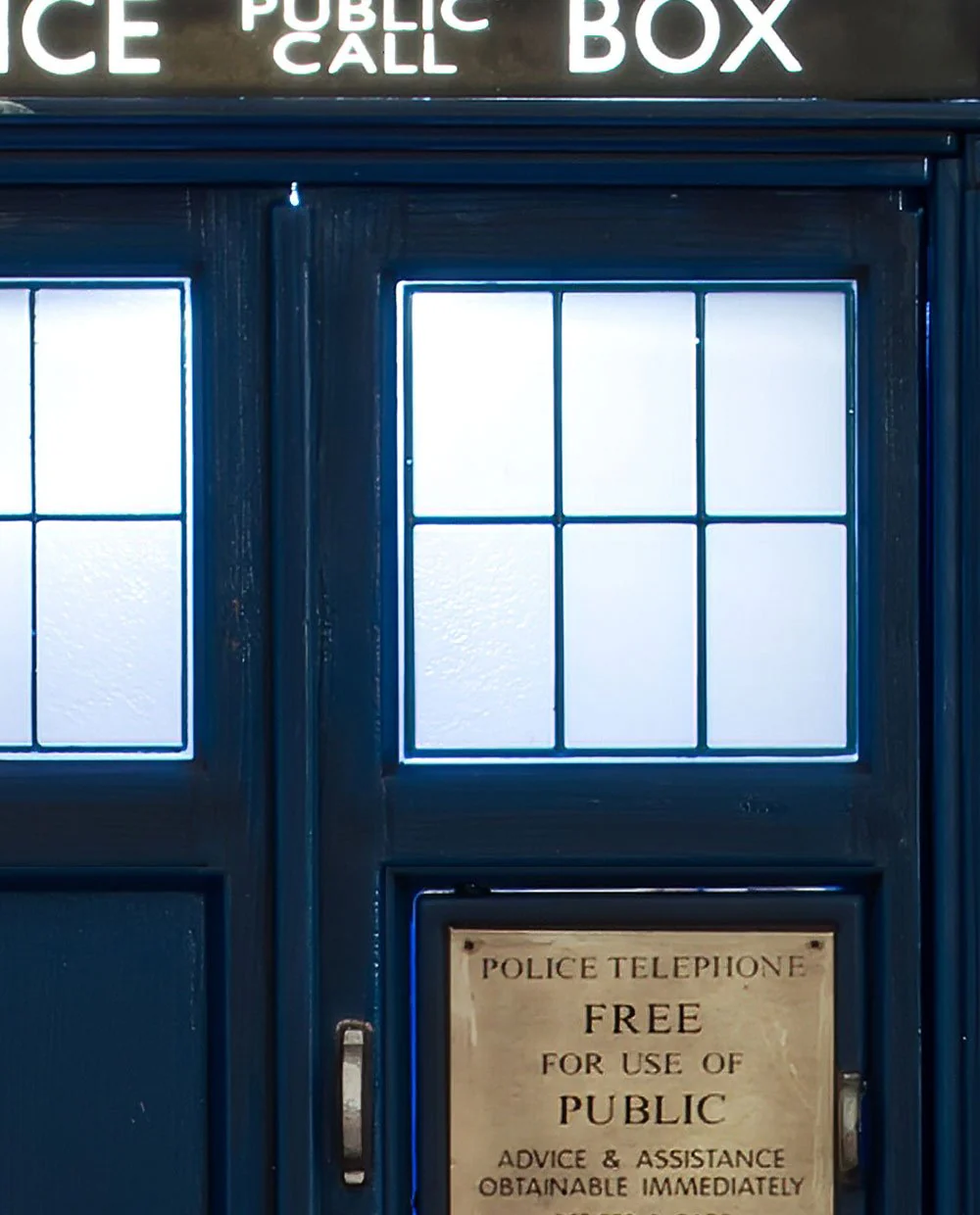 Tardis POLICE BOX - Image 5