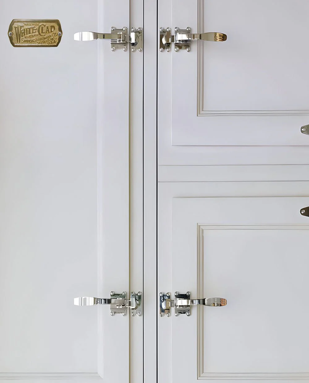 Bright Vintage ice box - Image 4